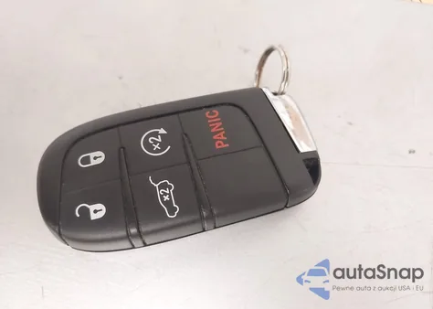 2018 Jeep Compass Trailhawk 4X4 из США, поврежденный, VIN 3C4NJDDB5JT130317